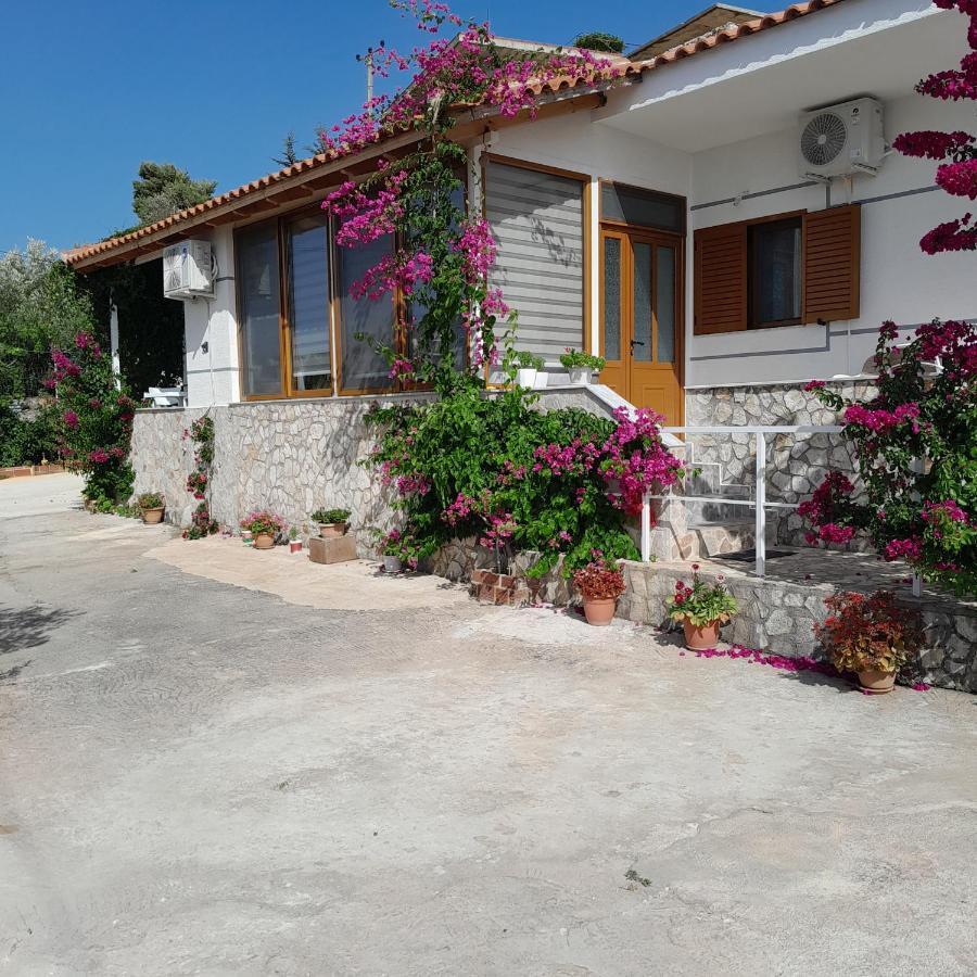 Denni'S Home Sarande Ngoại thất bức ảnh