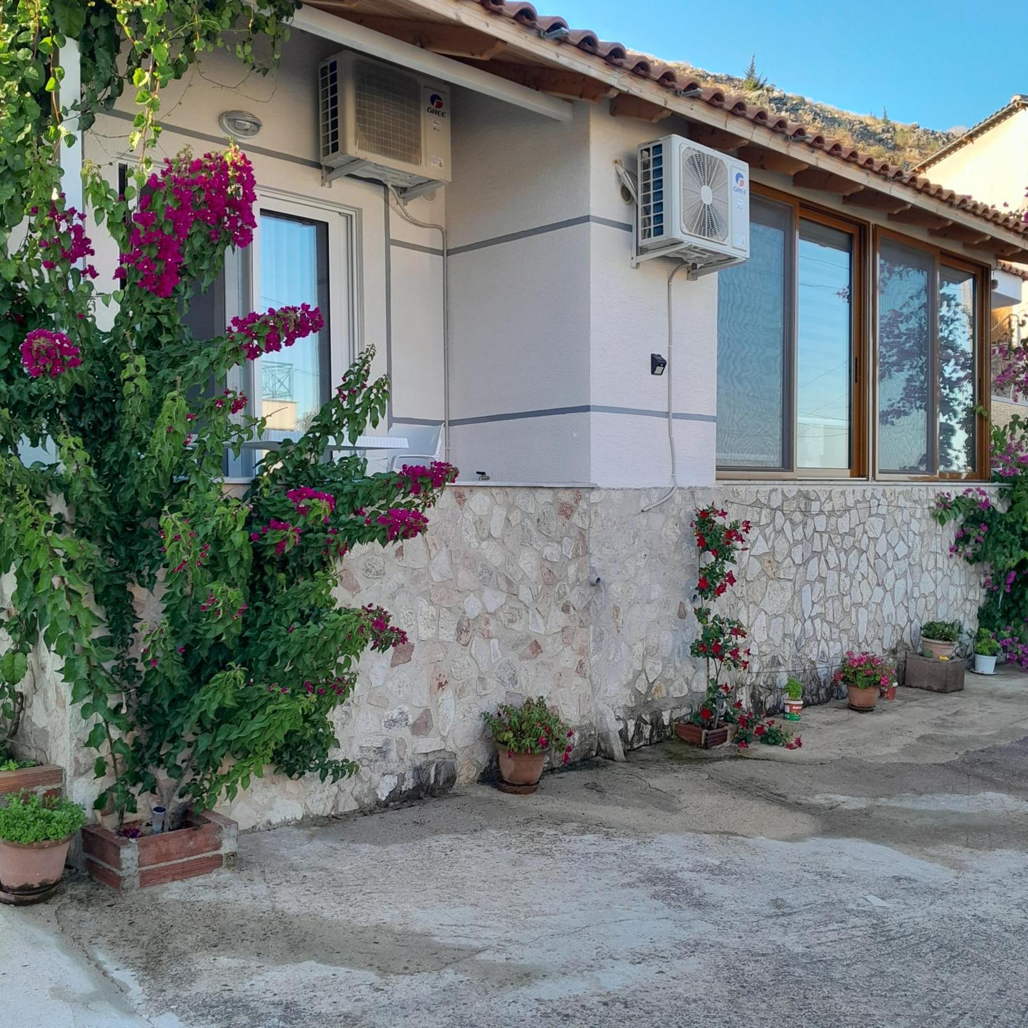 Denni'S Home Sarande Ngoại thất bức ảnh