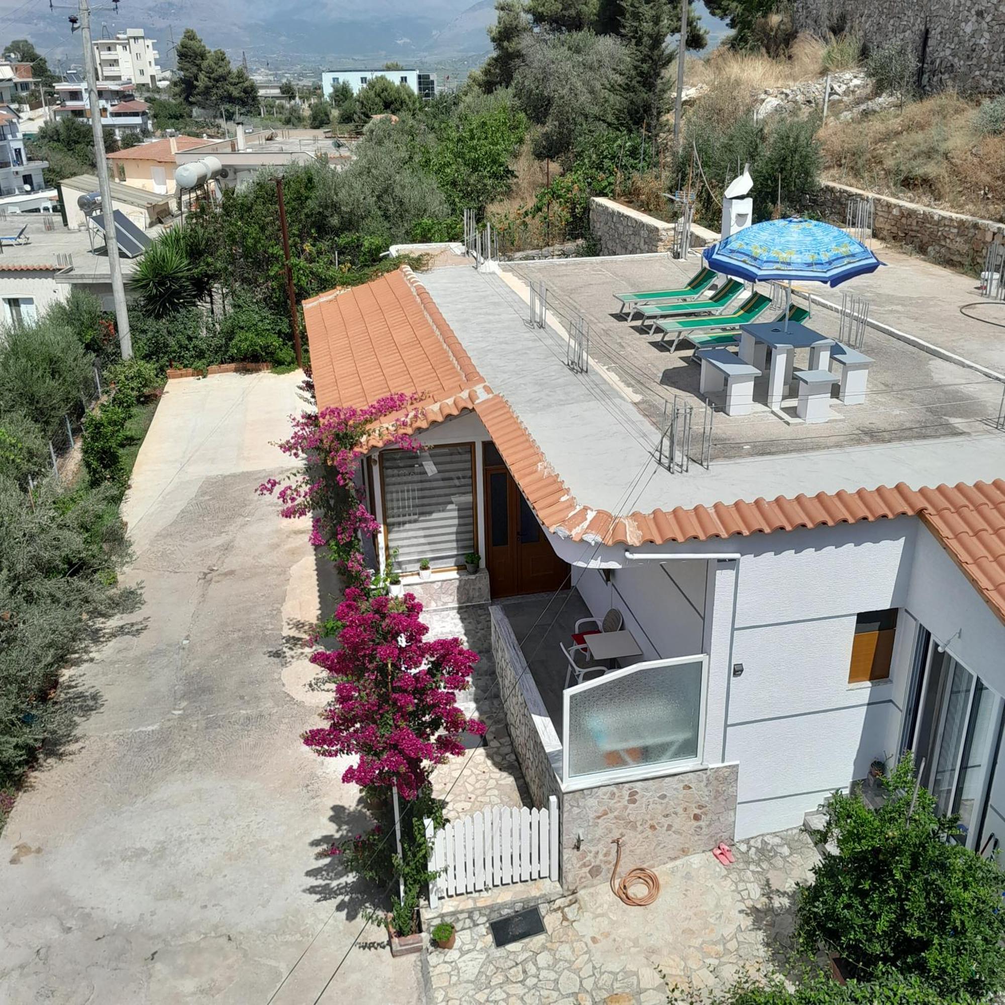 Denni'S Home Sarande Phòng bức ảnh